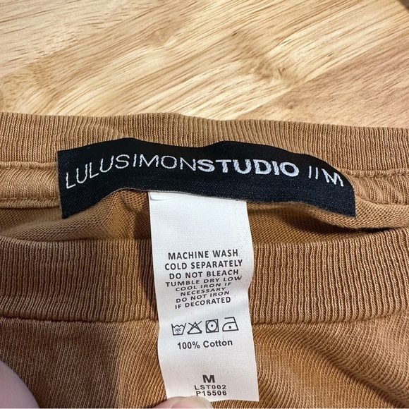 New lulusimonstudio wine just in time cheetah neutral tee - Picture 5 of 5